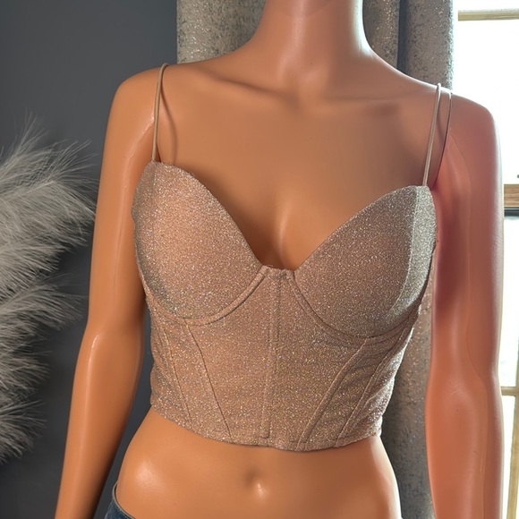 Windsor Cream Structured Crop Top with Underwire - Picture 1 of 4